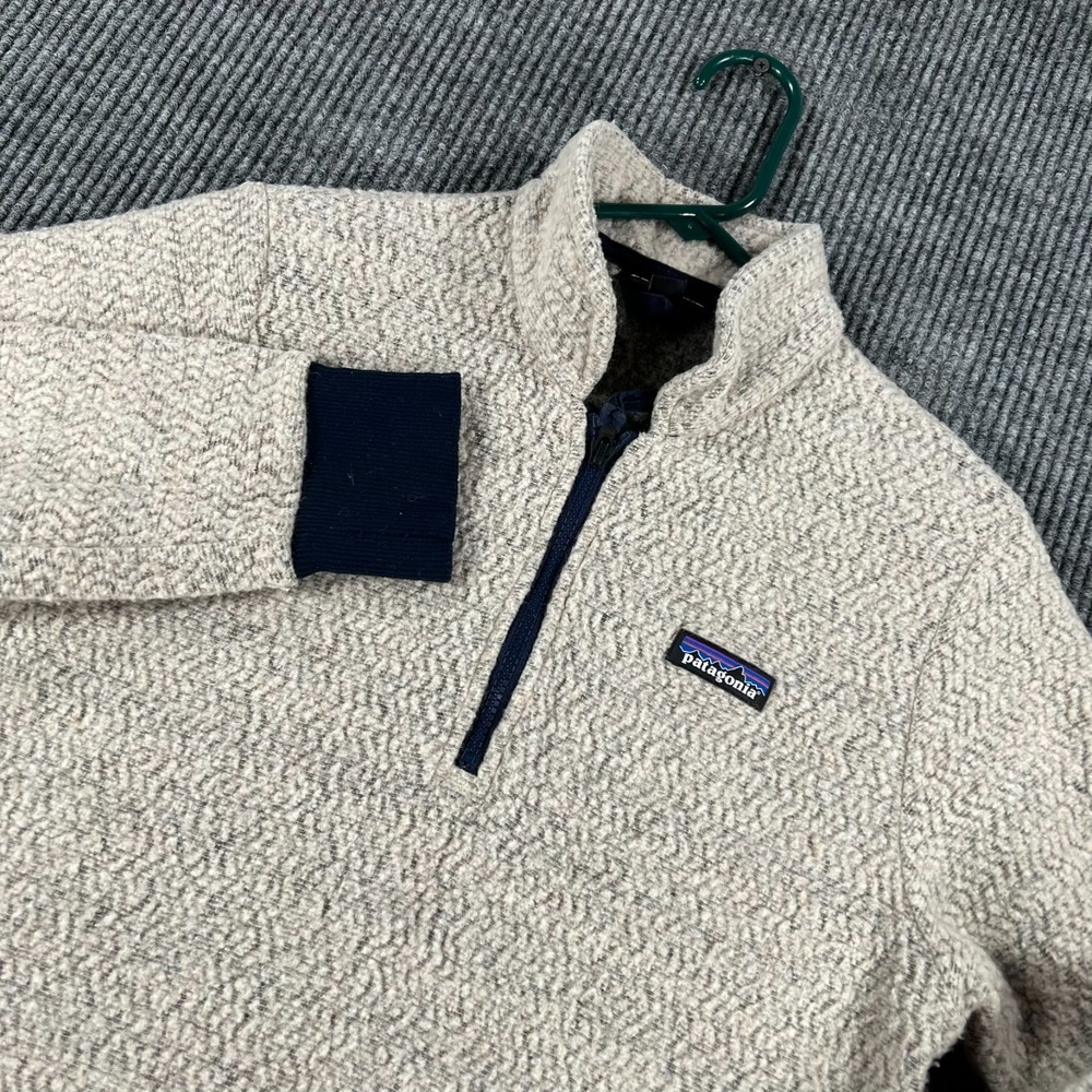 Patagonia Woolyester Fleece Pullover Womens Medium Beige Long Sleeve 1/4 Zip